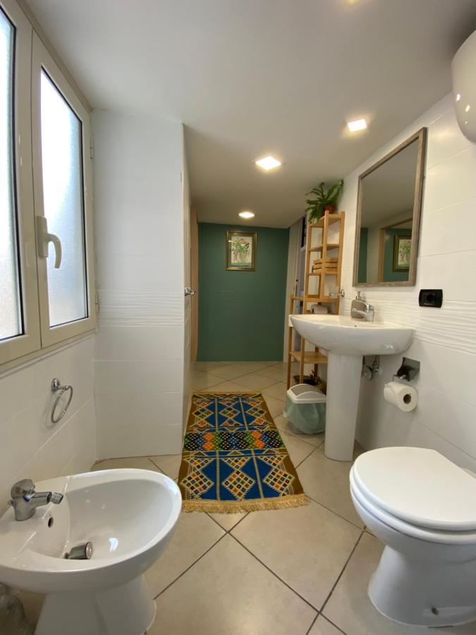 נאפולי Quiet And Romantic Corner מראה חיצוני תמונה